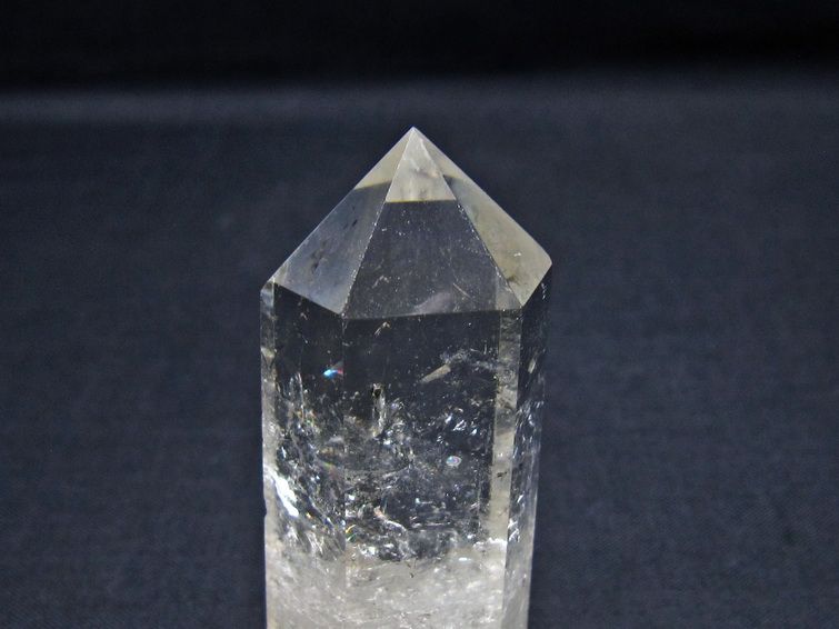 水晶 六角柱 ポイント 置物 一点物 142-11050