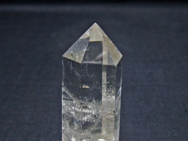 水晶 六角柱 ポイント 置物 一点物 142-11056