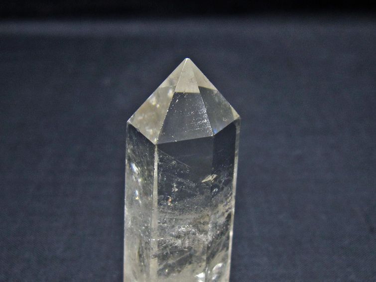 水晶 六角柱 ポイント 置物 一点物 142-11056