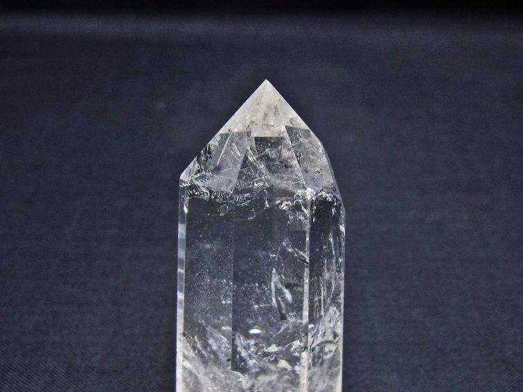 水晶 六角柱 ポイント 置物 一点物 142-11059