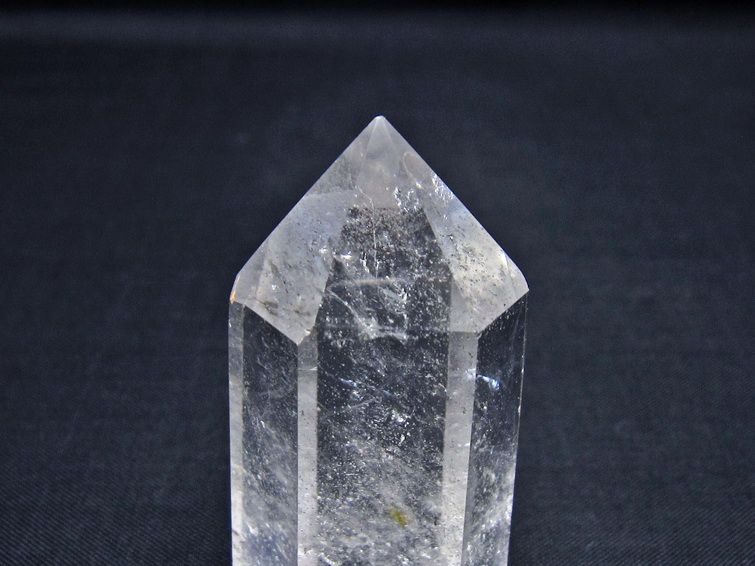 水晶 六角柱 ポイント 置物 一点物 142-11067