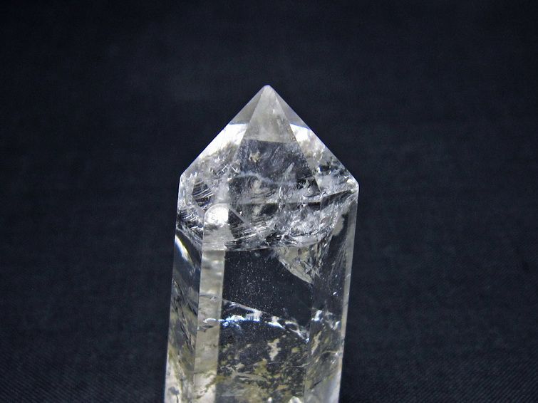 水晶 六角柱 ポイント 置物 一点物 142-11087