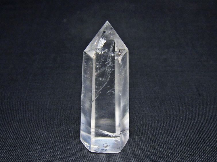 水晶 六角柱 虹入り ポイント 置物 一点物 142-11089