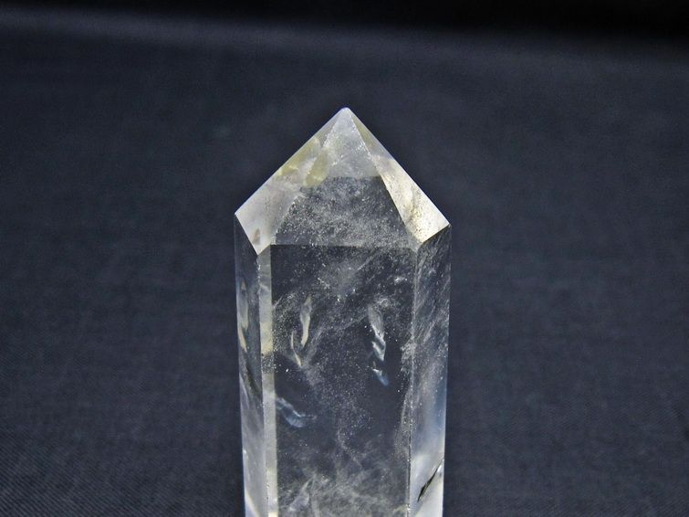 水晶 六角柱 ポイント 置物 一点物 142-11099
