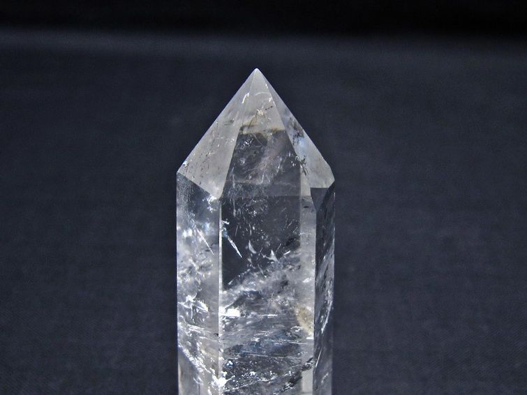 水晶 六角柱 ポイント 置物 一点物 142-11104