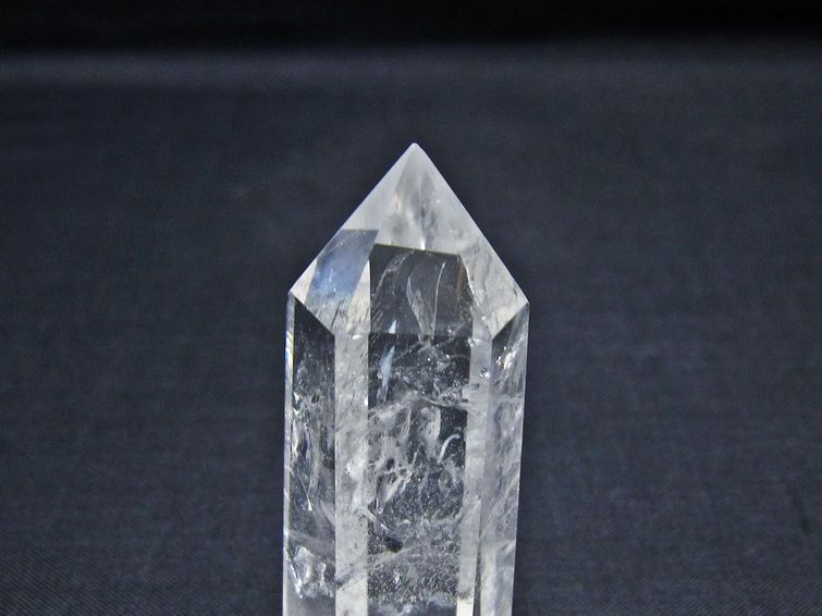 水晶 六角柱 ポイント 置物 一点物 142-11105