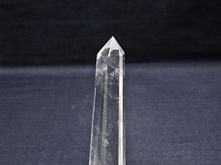 水晶 六角柱 ポイント 置物 一点物 142-11136