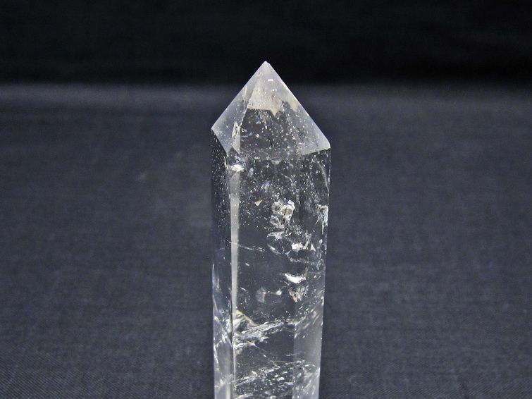 水晶 六角柱 ポイント 置物 一点物 142-11139