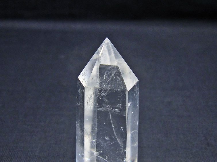 水晶 六角柱 ポイント 置物 一点物 142-11152
