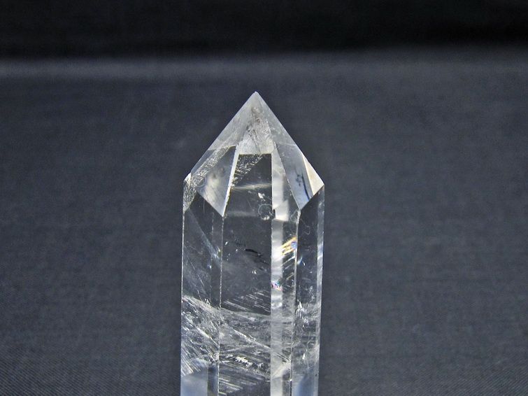 水晶 六角柱 ポイント 置物 一点物 142-11155