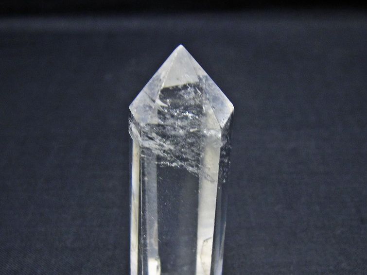 水晶 六角柱 ポイント 置物 一点物 142-11157