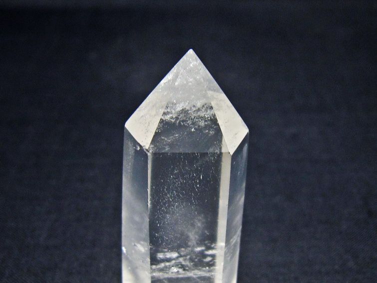 水晶 六角柱 ポイント 置物 一点物 142-11174