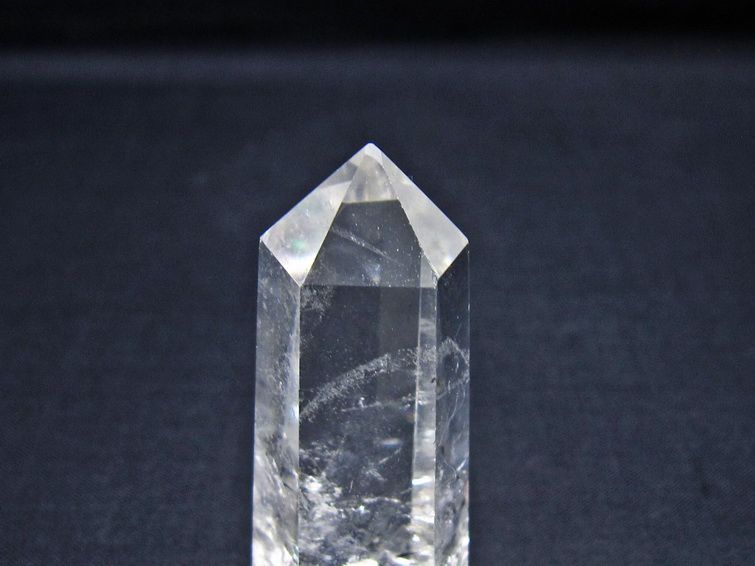 水晶 六角柱 ポイント 置物 一点物 142-11177