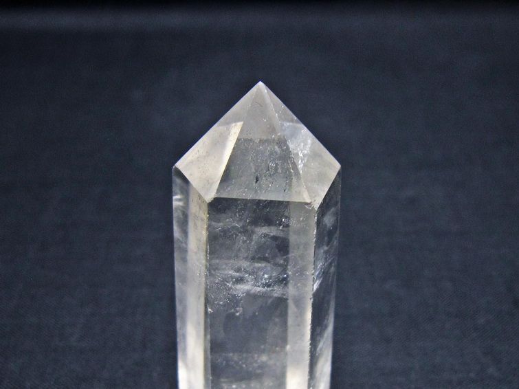 水晶 六角柱 ポイント 置物 一点物 142-11179