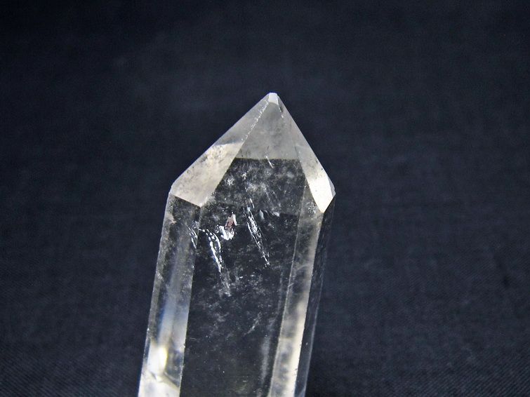 水晶 六角柱 ポイント 置物 一点物 142-11197