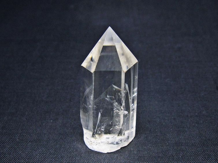 水晶 六角柱 ポイント 置物 一点物 142-11198