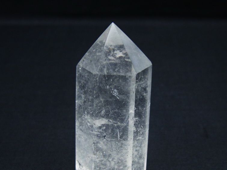 水晶 六角柱 ポイント 置物 一点物 142-9901