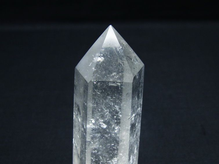 水晶 六角柱 ポイント 置物 一点物 142-9901
