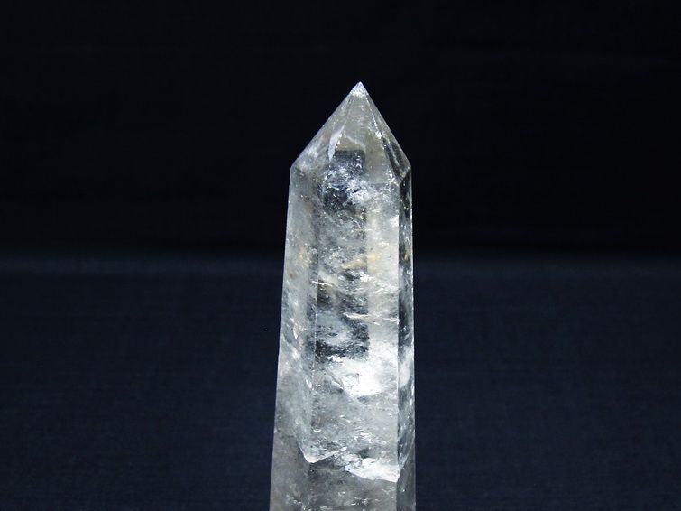 水晶 六角柱 ポイント 置物 一点物 142-9937