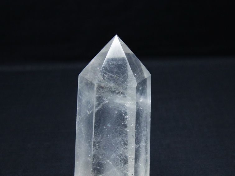 水晶 六角柱 ポイント 置物 一点物 142-9955