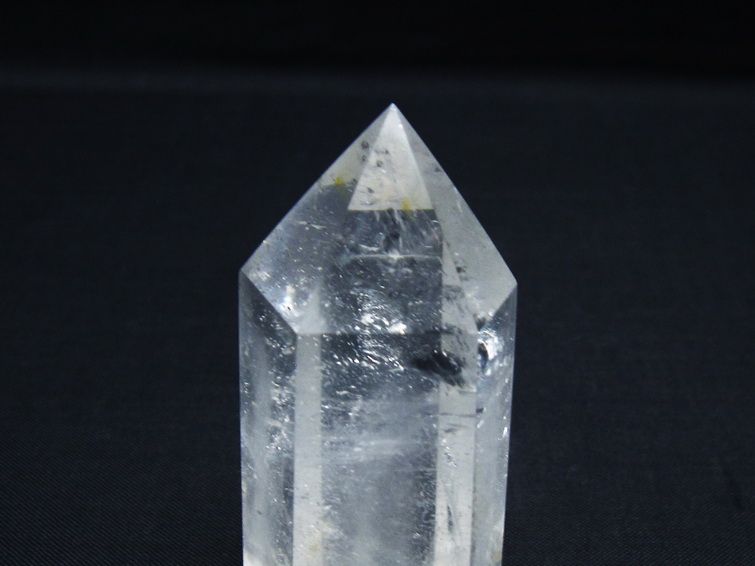 水晶 六角柱 ポイント 置物 一点物 142-9990