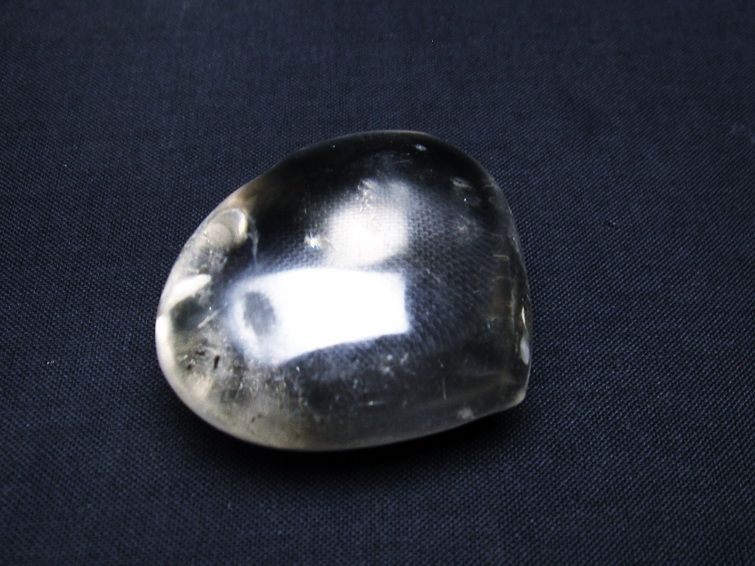 水晶 ハート 置物 一点物 145-1393 – 天然石・パワーストーンの東昇