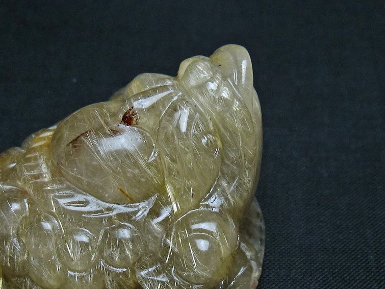 タイチンルチルクォーツ 手彫り 置物 キンセン 金蟾 一点物  145-1728
