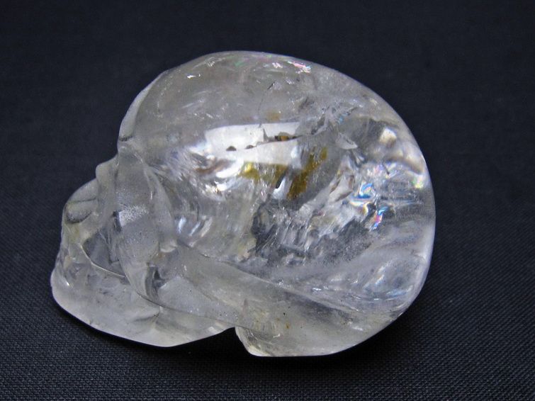 水晶 置物 ドクロ スカル 虹入り 一点物 145-1888
