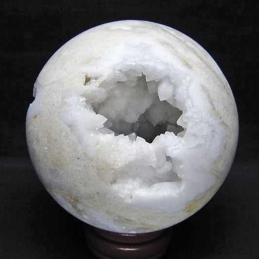 1.6Kg 水晶 ジオード 丸玉 120mm 笑口 置物 原石 一点物 151-10574