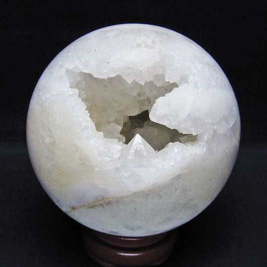1.3Kg 水晶 ジオード 丸玉 110mm 笑口 置物 原石 一点物 151-10589