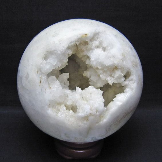 1.5Kg 水晶 ジオード 丸玉 125mm 笑口 置物 原石 一点物 151-10611