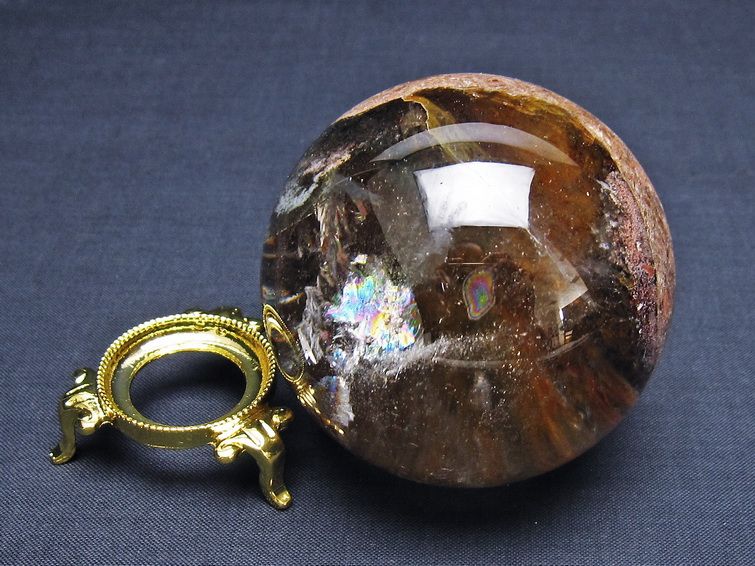 ガーデンクォーツ 丸玉 虹入り 67mm 一点物  151-8071
