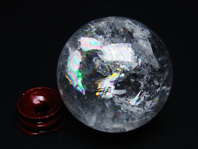 水晶 丸玉 虹入り 56mm スフィア 置物 水晶玉 一点物 151-8786