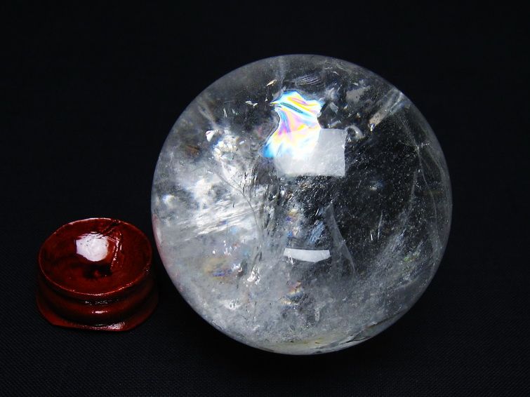 水晶 丸玉 虹入り 56mm スフィア 置物 水晶玉 一点物 151-8790