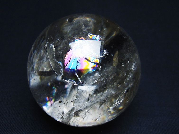 水晶 丸玉 虹入り 57mm スフィア 置物 水晶玉 一点物 151-8793