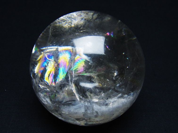 水晶 丸玉 虹入り 67mm スフィア 置物 水晶玉 一点物 151-8814 【sold out】
