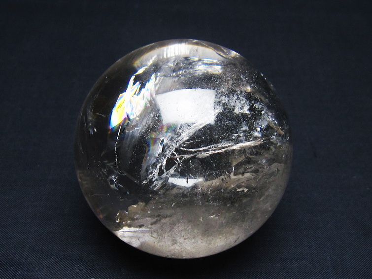 水晶 丸玉 虹入り 64mm スフィア 置物 水晶玉 一点物 151-8818