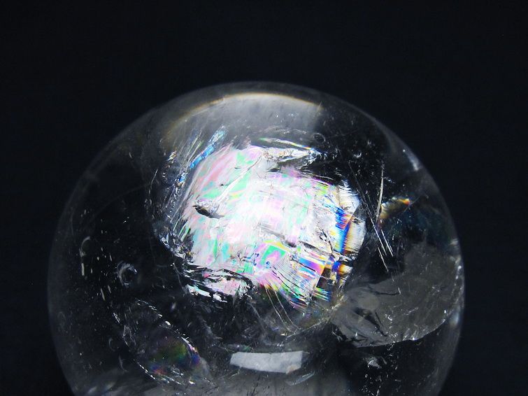 水晶 丸玉 虹入り 57mm スフィア 置物 水晶玉 一点物 151-8834