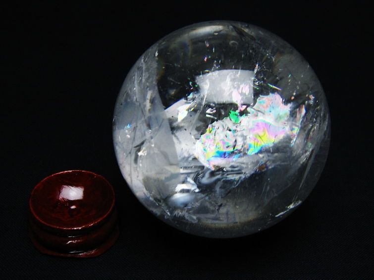 水晶 丸玉 虹入り 57mm スフィア 置物 水晶玉 一点物 151-8835