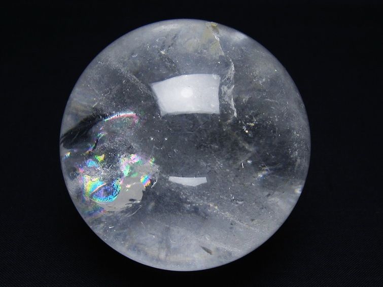 水晶 丸玉 虹入り 67mm スフィア 置物 水晶玉 一点物 151-8977