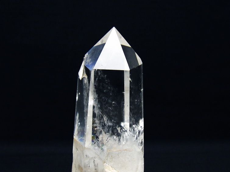 水晶 六角柱 台座付属 虹入り 一点物  152-3107