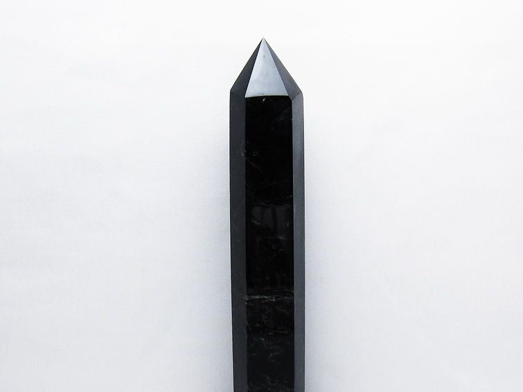 1.9Kg モリオン 黒水晶 六角柱 台座付属 一点物 152-3224