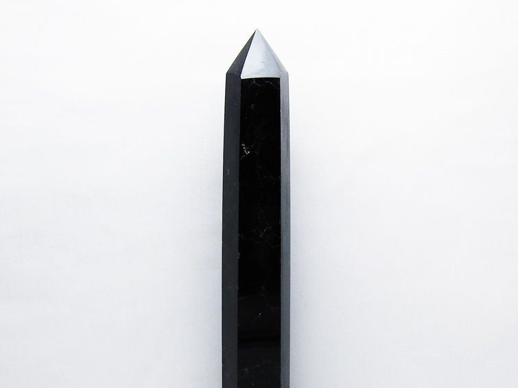 1.9Kg モリオン 黒水晶 六角柱 台座付属 一点物 152-3225