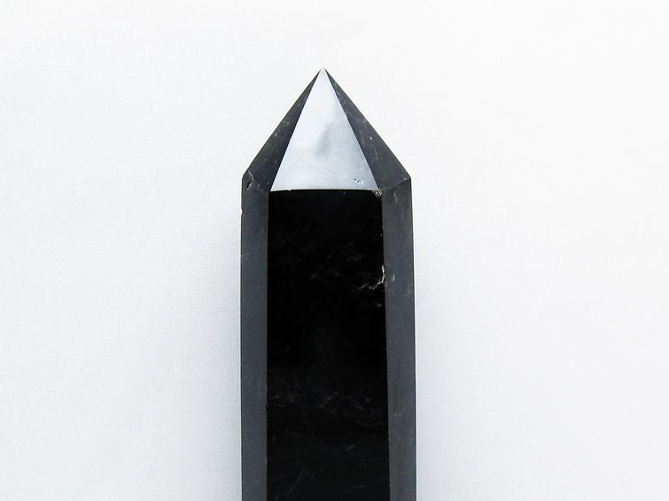 1.8Kg モリオン 黒水晶 六角柱 台座付属 一点物 152-3238