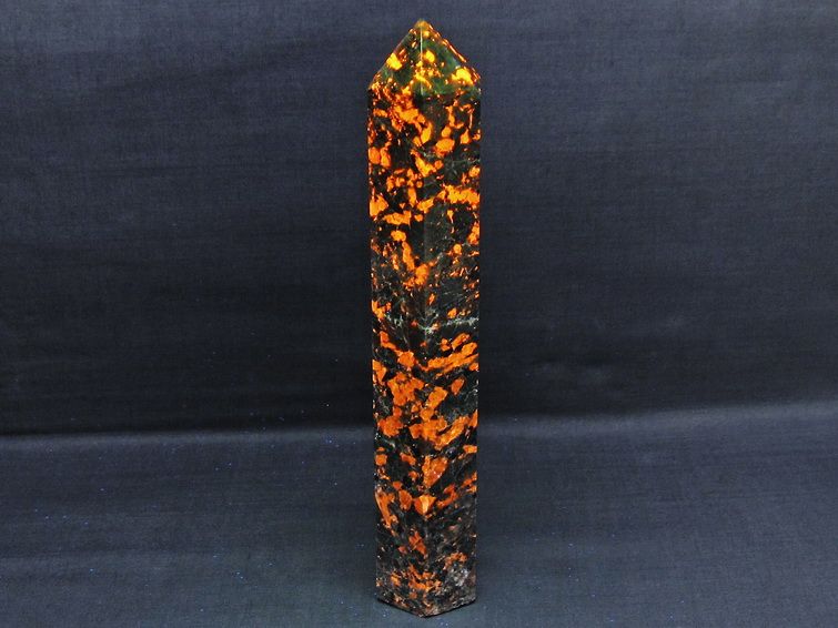 1.1Kg ユーパーライト 六角柱 一点物  152-3385