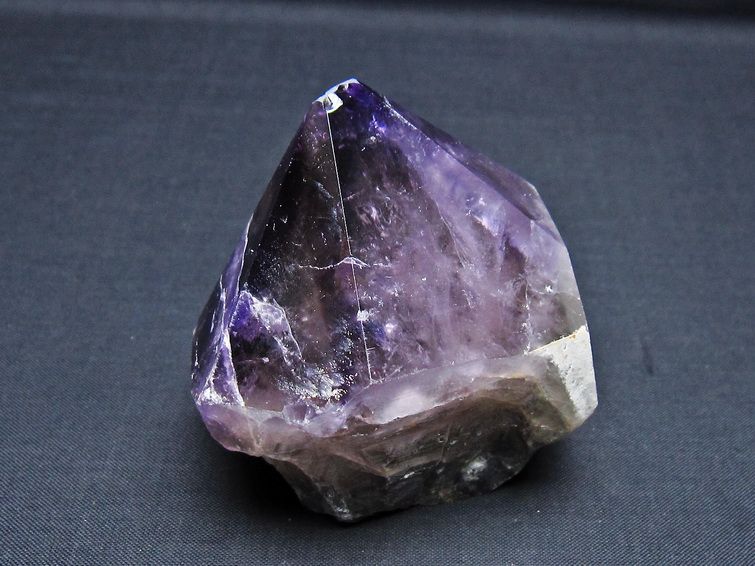 アメジスト カット原石 一点物 152-3583