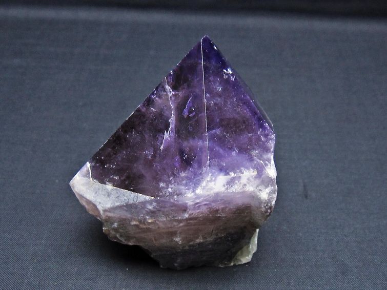 アメジスト カット原石 一点物 152-3584