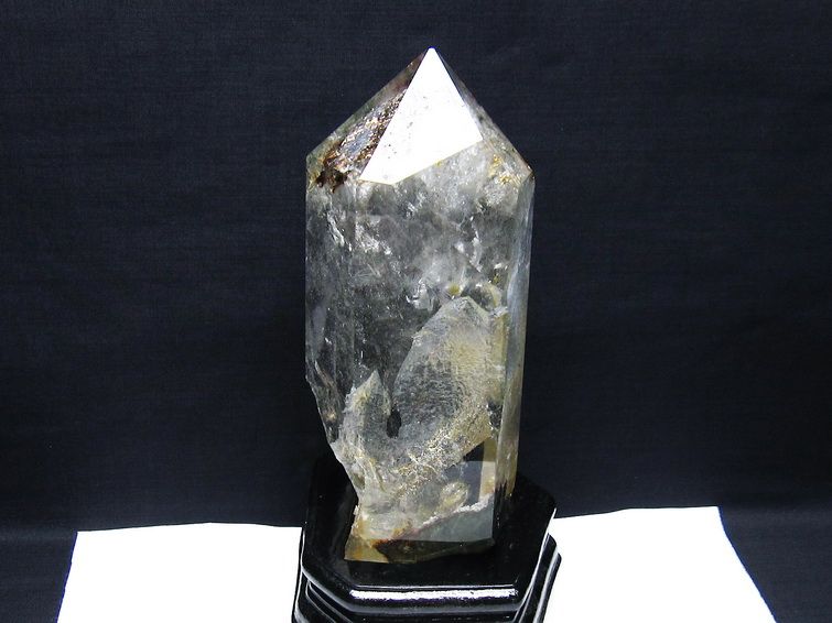 1.7Kg グリーンファントム 六角柱 台座付属 一点物 152-3918