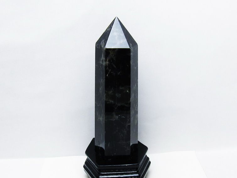 1.9Kg モリオン 黒水晶 六角柱 台座付属 一点物 152-4002