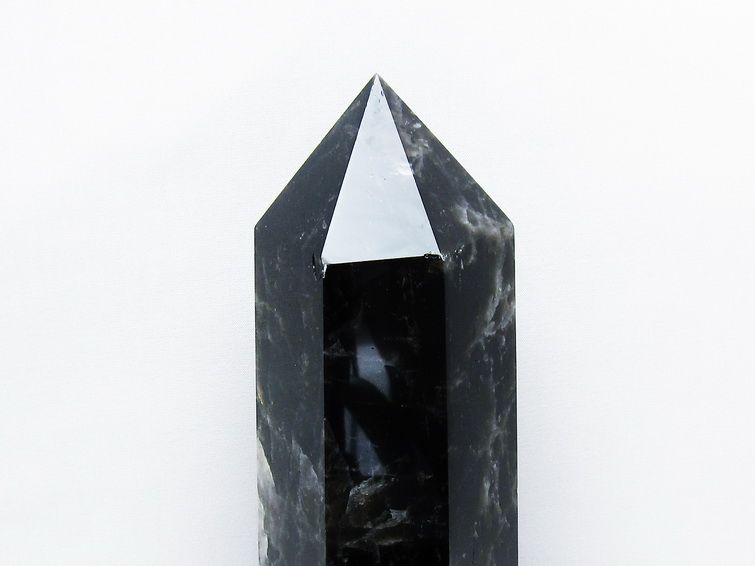 1.9Kg モリオン 黒水晶 六角柱 台座付属 一点物 152-4002
